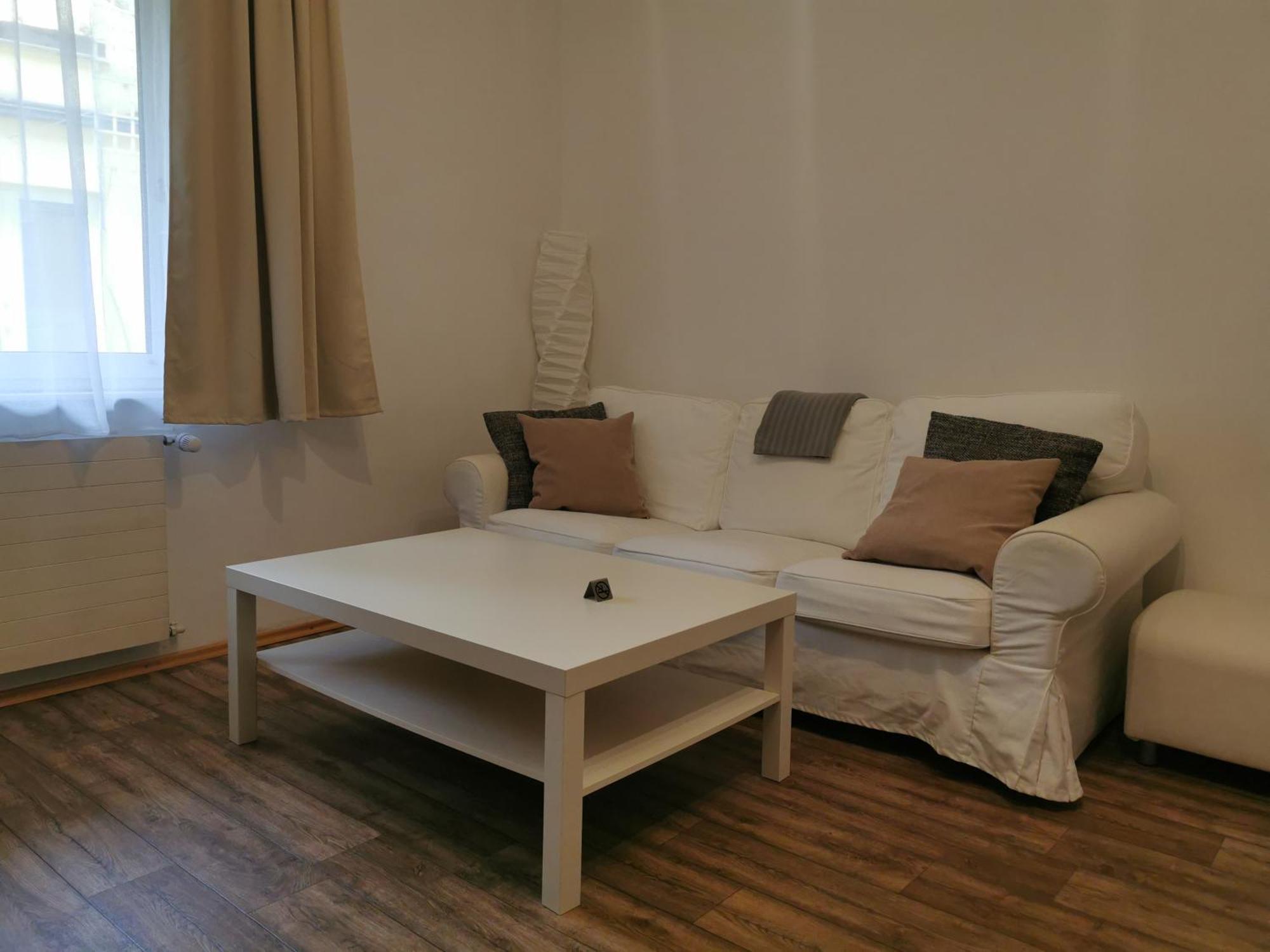 Apartment Ferienunterkuenfte In Sievering Mit Self-check-in Wien